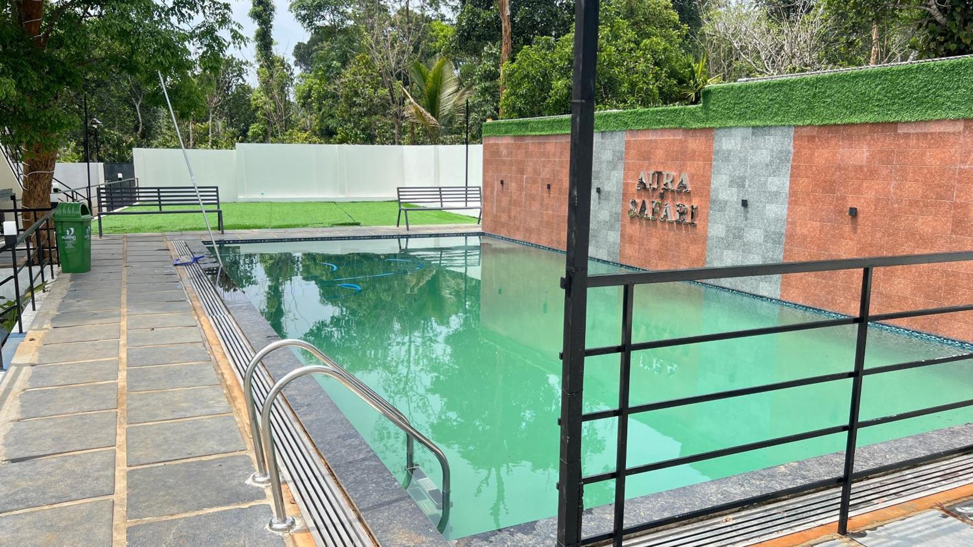 Aura Safari Vaduvanchal Exterior foto